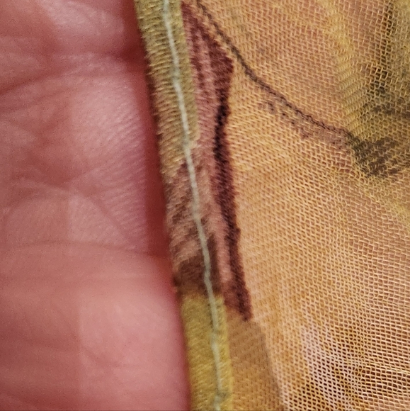 Green Apple Scarf - Picture 3 of 4